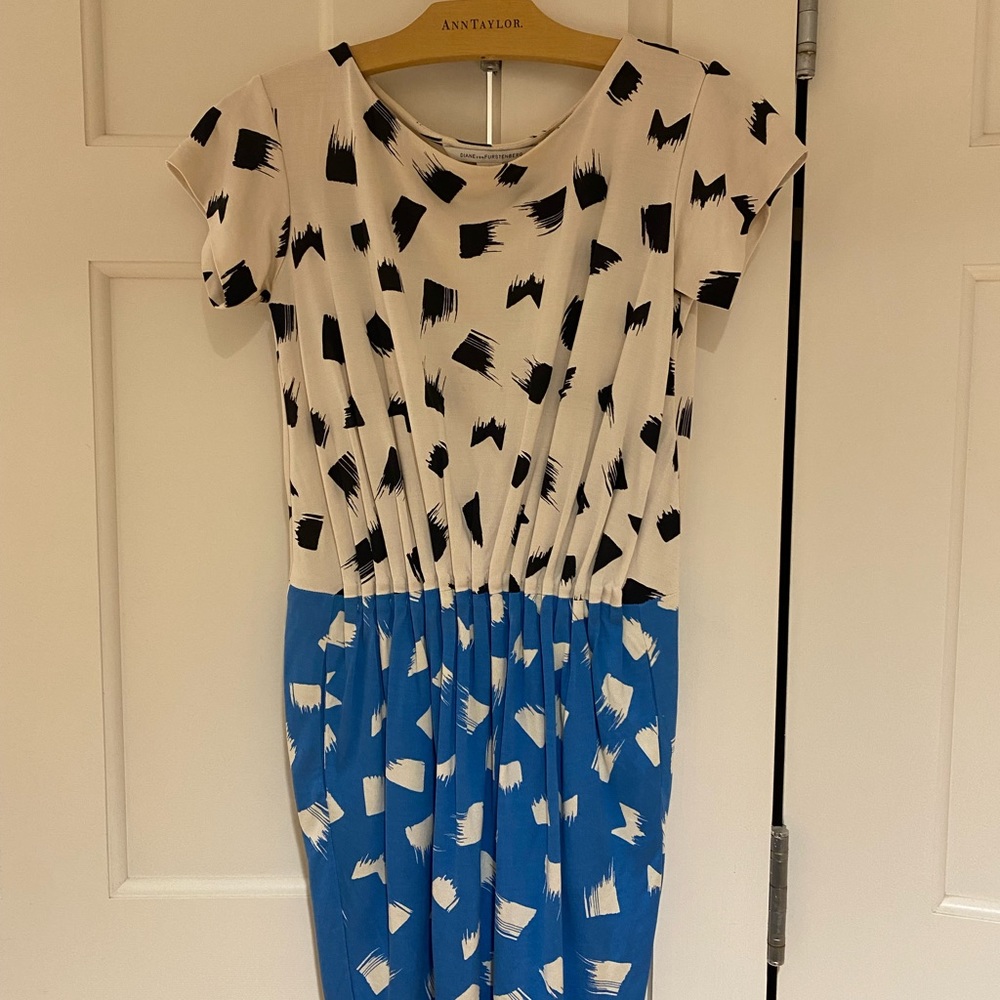 Diane con Furstenberg silk dress size zero